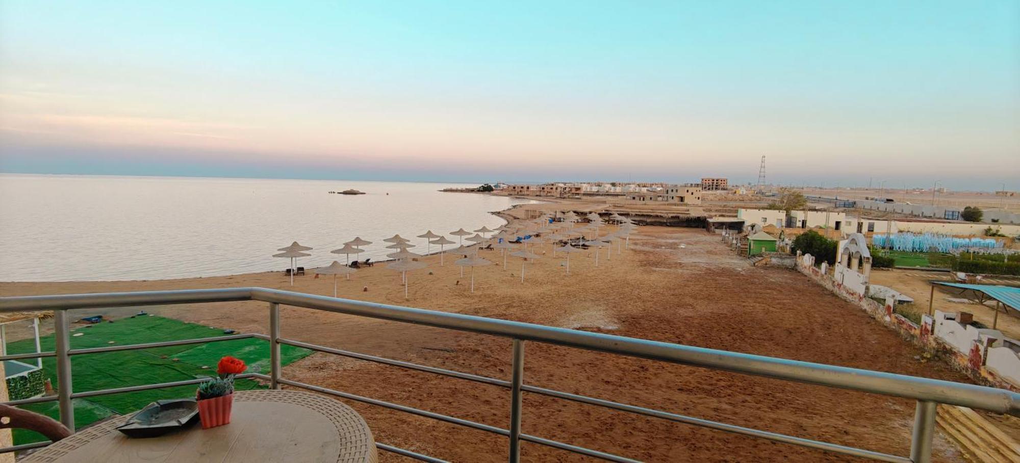 Casablanca Beach Direct Sea View Tow Bedroom Apartment 후르가다 객실 사진